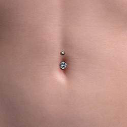 piercing navel